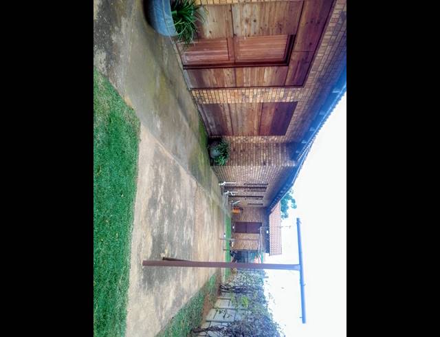 4 BEDROOM FREEHOLD FOR SALE IN GREENHILLS